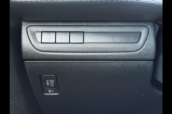 Peugeot 2008 1.2 PureTech Blue Lion Automaat,110pk,Trekhaak,Dealer Onderhouden,Navi,Airco,Cruise,Pdc,N.A.P,Bj 12-2017,Distributie vv 2023,Apk tot 06-2026