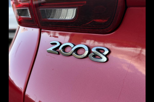 Peugeot 2008 1.2 PureTech Blue Lion Automaat,110pk,Trekhaak,Dealer Onderhouden,Navi,Airco,Cruise,Pdc,N.A.P,Bj 12-2017,Distributie vv 2023,Apk tot 06-2026