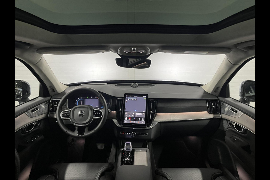 Volvo XC90 2.0 T8 Plug-in hybrid AWD Ultra Dark Luchtvering | Massage | Trekhaak | Bowers & Wilkins | Adapt. Cruise | Stoelventilatie | 22" wielen | 360 camera | Head-up