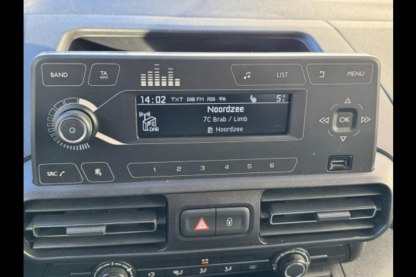 Citroën Berlingo 1.2 PureTech Live Airco Cruise control Bluetooth DAB+ Elektrische ramen Verkeersbord detectie