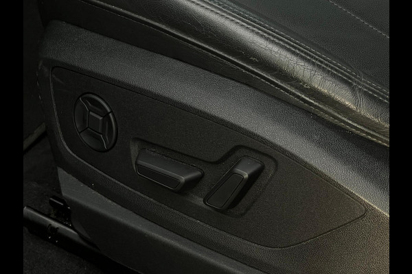 Audi e-tron 50 quattro Business edition Plus 71 kWh NL AUTO | LEDER | PANO | MEMORY | CAMERA | STOELVERW |