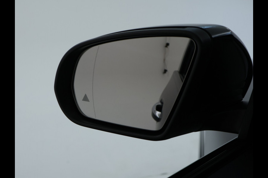 Mercedes-Benz GLA 250 e AMG Plug-In Hybride Panoramadak | Navigatie | MBUX wide screen | Parking support | Inclusief 24 maanden Mercedes-Benz Certified garantie voor Europa.