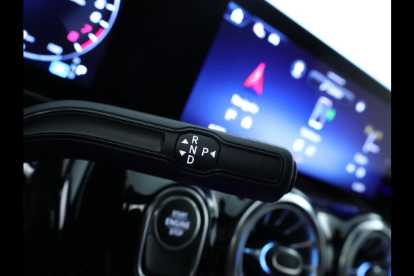 Mercedes-Benz GLA 250 e AMG Plug-In Hybride Panoramadak | Navigatie | MBUX wide screen | Parking support | Inclusief 24 maanden Mercedes-Benz Certified garantie voor Europa.