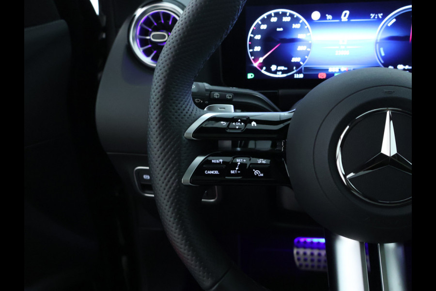 Mercedes-Benz GLA 250 e AMG Plug-In Hybride Panoramadak | Navigatie | MBUX wide screen | Parking support | Inclusief 24 maanden Mercedes-Benz Certified garantie voor Europa.