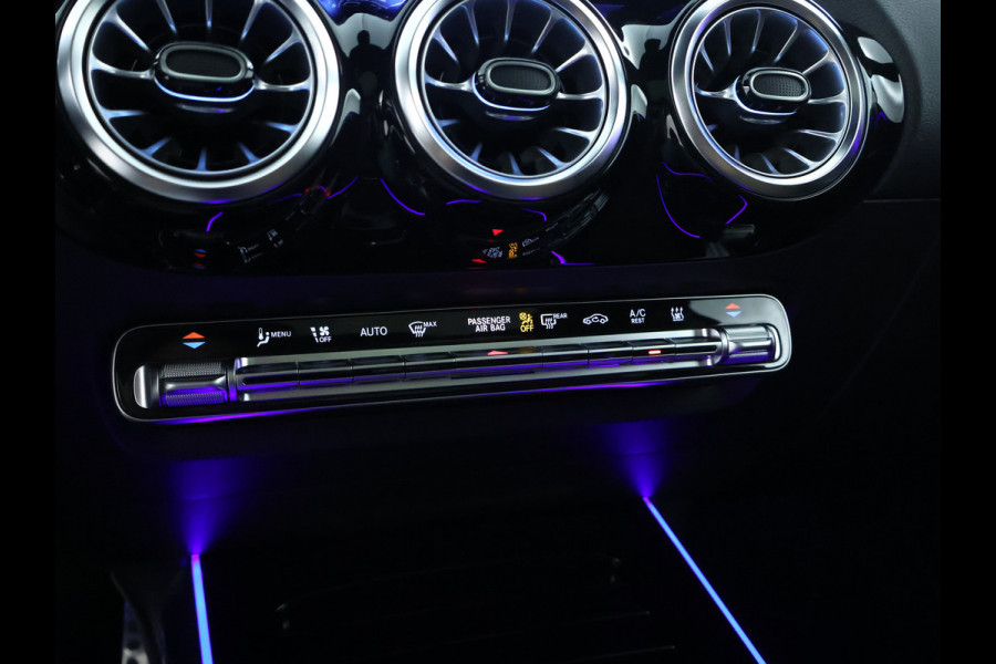 Mercedes-Benz GLA 250 e AMG Plug-In Hybride Panoramadak | Navigatie | MBUX wide screen | Parking support | Inclusief 24 maanden Mercedes-Benz Certified garantie voor Europa.