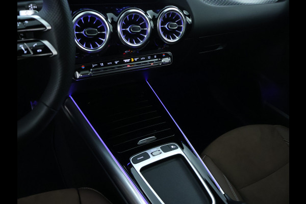 Mercedes-Benz GLA 250 e AMG Plug-In Hybride Panoramadak | Navigatie | MBUX wide screen | Parking support | Inclusief 24 maanden Mercedes-Benz Certified garantie voor Europa.
