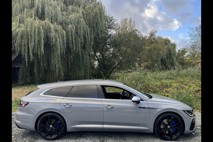 Volkswagen Arteon R Shooting Brake 4Motion 2.0 TSI 320PK R-SPORT NAVI/LEDER/VIRTUAL