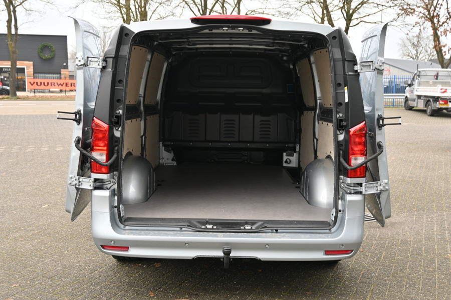 Mercedes-Benz Vito 116 CDI L3 Pro/Select 2500 Kg Trekhaak, Bumpers in kleur, Navigatie en Smartphone integratie, Led verlichting, Etc.