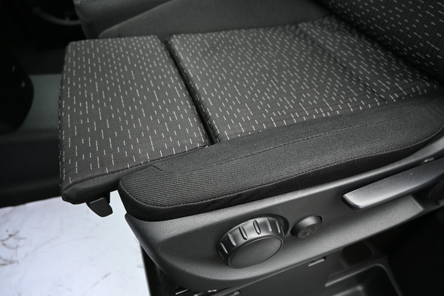 Mercedes-Benz Vito 116 CDI L3 Pro/Select 2500 Kg Trekhaak, Bumpers in kleur, Navigatie en Smartphone integratie, Led verlichting, Etc.