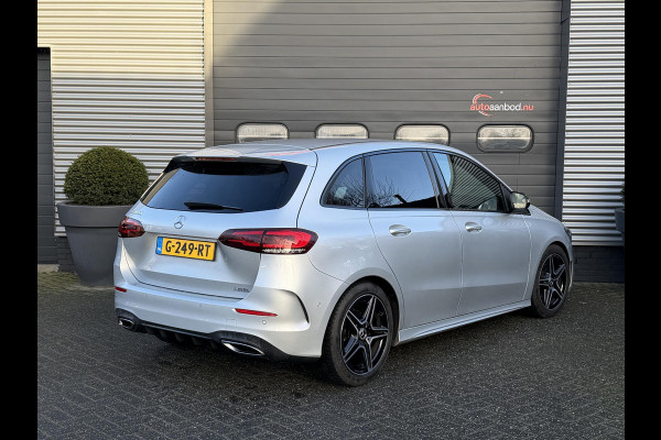 Mercedes-Benz B-Klasse 180d AMG Night Edition | Camera | Widescreen | Navigatie | Elektrische Achterklep |
