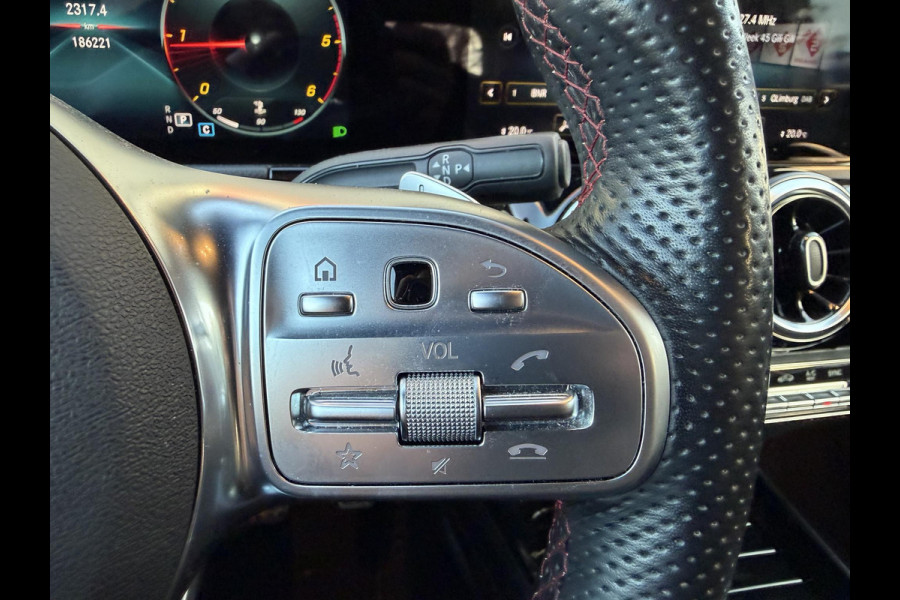 Mercedes-Benz B-Klasse 180d AMG Night Edition | Camera | Widescreen | Navigatie | Elektrische Achterklep |