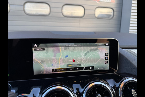 Mercedes-Benz B-Klasse 180d AMG Night Edition | Camera | Widescreen | Navigatie | Elektrische Achterklep |