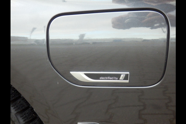 BMW 5 Serie Touring 520e Bns Edit.+ I Hybride I sport stoelen I