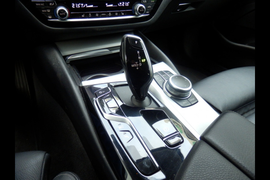 BMW 5 Serie Touring 520e Bns Edit.+ I Hybride I sport stoelen I
