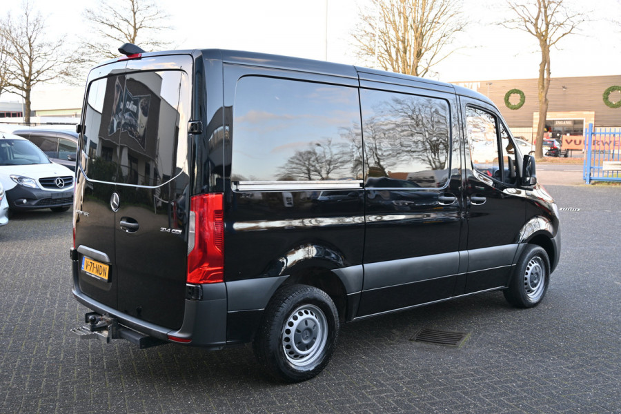 Mercedes-Benz Sprinter 214 CDI L1H1 MBUX met camera, Trekhaak