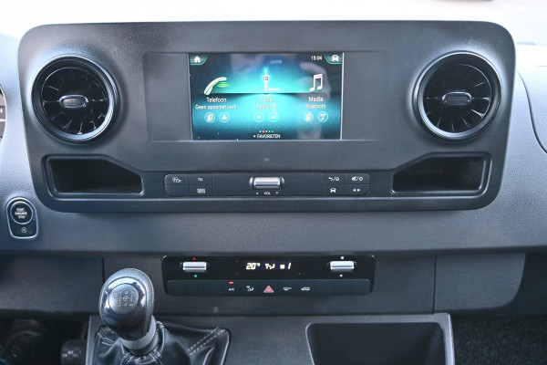 Mercedes-Benz Sprinter 214 CDI L1H1 MBUX met camera, Trekhaak