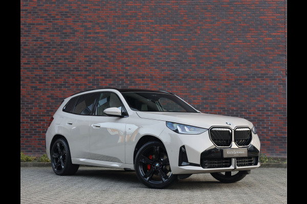 BMW X3 30e xDrive | Trekhaak - Pano - Iconic Glow