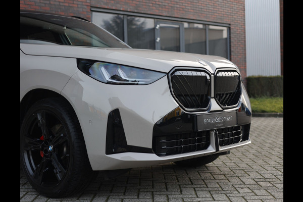 BMW X3 30e xDrive | Trekhaak - Pano - Iconic Glow