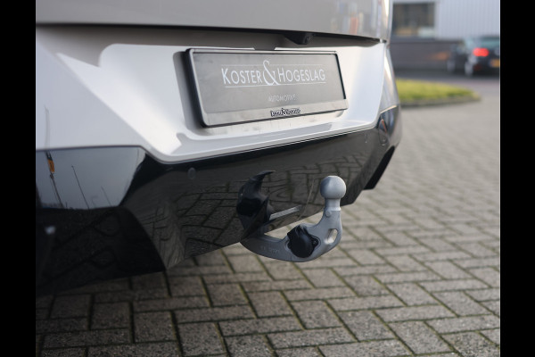 BMW X3 30e xDrive | Trekhaak - Pano - Iconic Glow