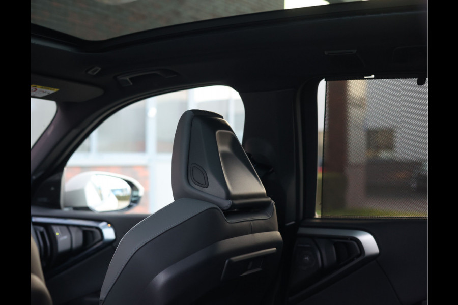 BMW X3 30e xDrive | Trekhaak - Pano - Iconic Glow