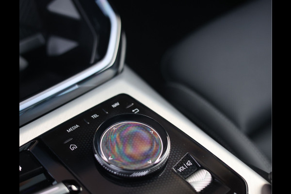 BMW X3 30e xDrive | Trekhaak - Pano - Iconic Glow