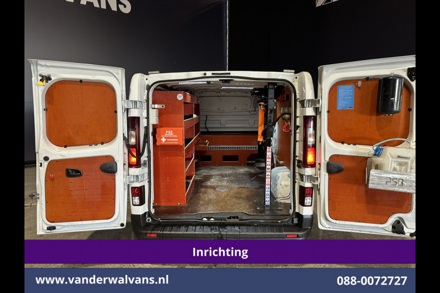 Renault Trafic 2.0 dCi 120pk L2H1 inrichting Trilplaatlift Euro6 Airco | Camera | Omvormer | Navigatie | LED | Trekhaak Cruisecontrol, Parkeersensoren, Bijrijdersbank