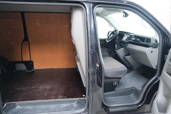 Volkswagen Transporter 2.0 TDI L2H1 28 - N.A.P. Airco, Cruise, Navi, PDC.