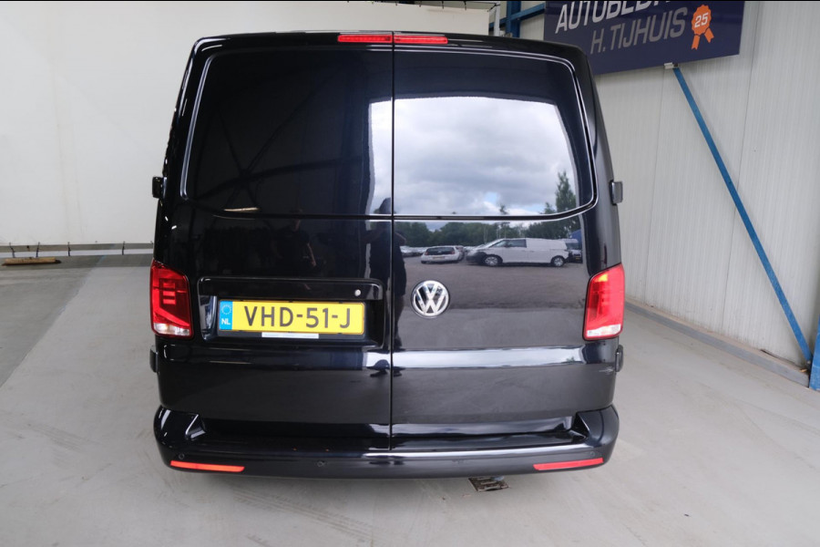 Volkswagen Transporter 2.0 TDI L2H1 28 - N.A.P. Airco, Cruise, Navi, PDC.