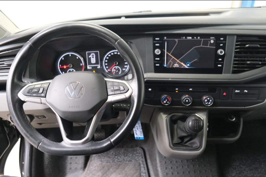 Volkswagen Transporter 2.0 TDI L2H1 28 - N.A.P. Airco, Cruise, Navi, PDC.