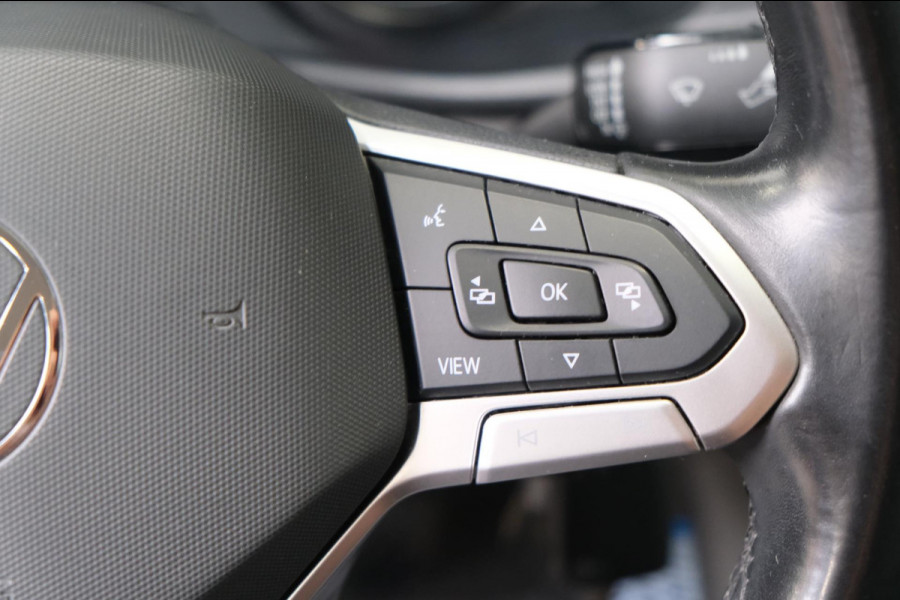 Volkswagen Transporter 2.0 TDI L2H1 28 - N.A.P. Airco, Cruise, Navi, PDC.