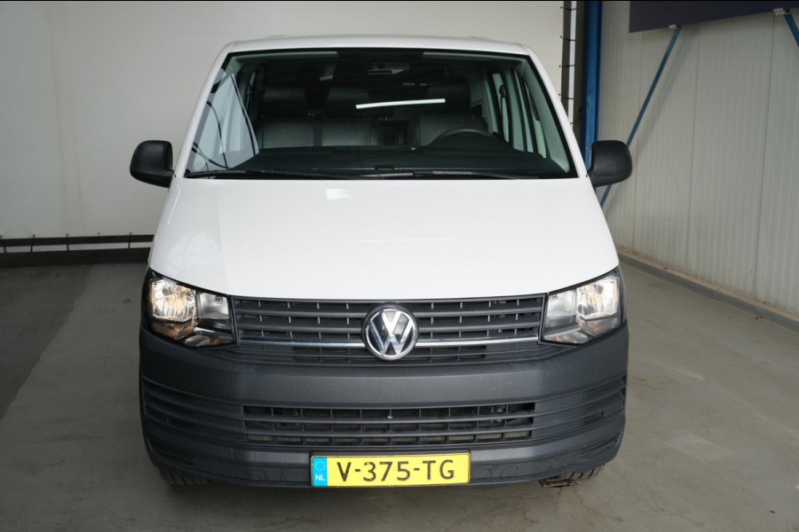 Volkswagen Transporter 2.0 TDI L2H1 DC Comfortline - N.A.P. Airco, Trekhaak.