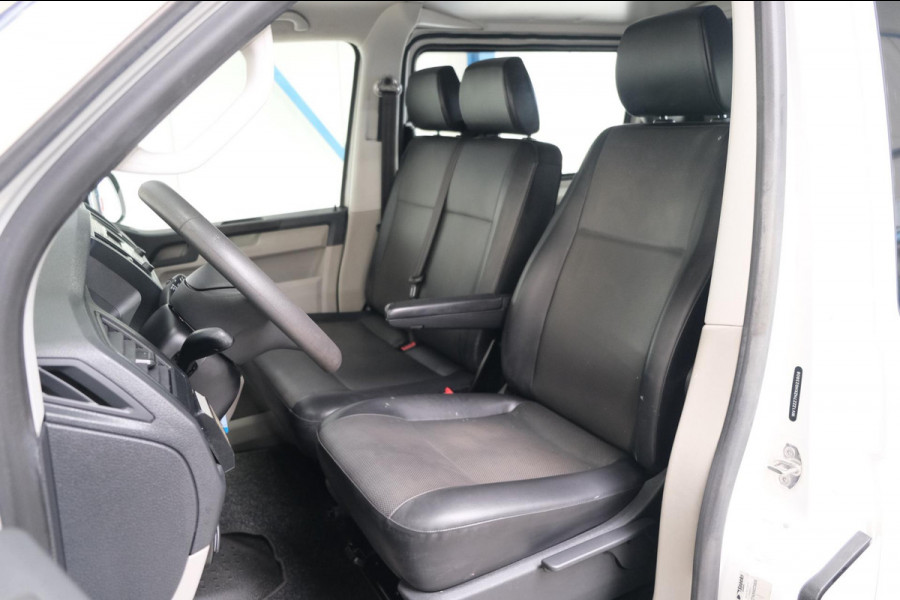 Volkswagen Transporter 2.0 TDI L2H1 DC Comfortline - N.A.P. Airco, Trekhaak.
