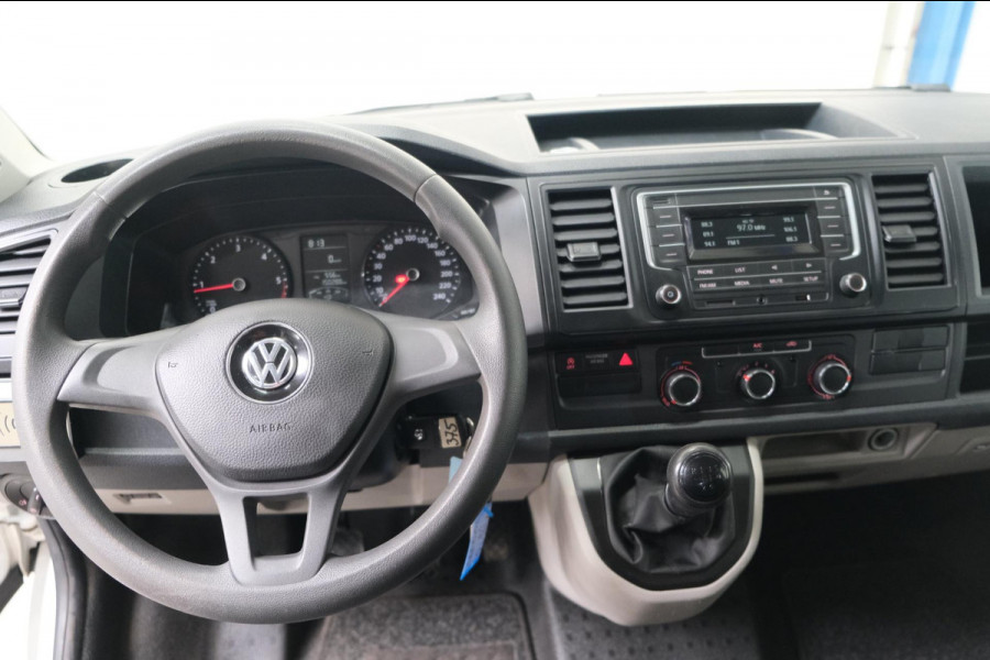Volkswagen Transporter 2.0 TDI L2H1 DC Comfortline - N.A.P. Airco, Trekhaak.