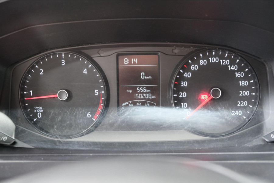 Volkswagen Transporter 2.0 TDI L2H1 DC Comfortline - N.A.P. Airco, Trekhaak.