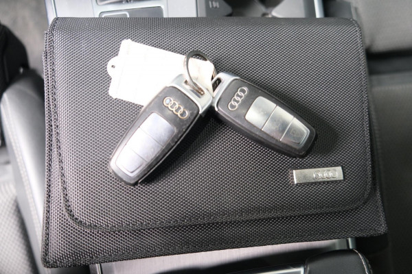 Audi A6 Avant 40 TDI Sport Launch edition Sport 2x S-Line - N.A.P. Airco, Cruise, Schuifdak, PDC, Navi, Trekhaak.