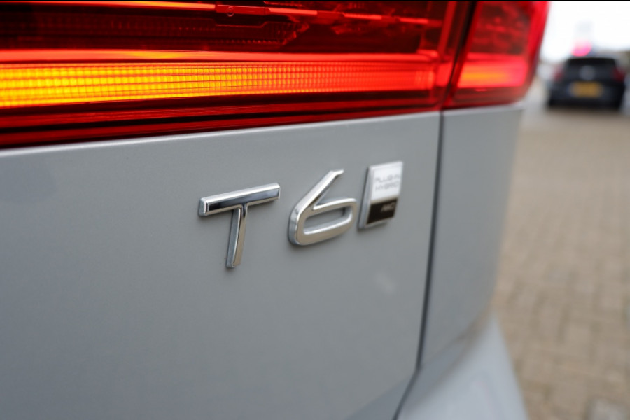 Volvo XC60 2.0 T6 AWD + Dark / Rijklaar prijs / Full option