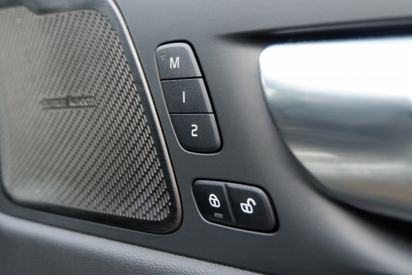 Volvo XC60 2.0 T6 AWD + Dark / Rijklaar prijs / Full option