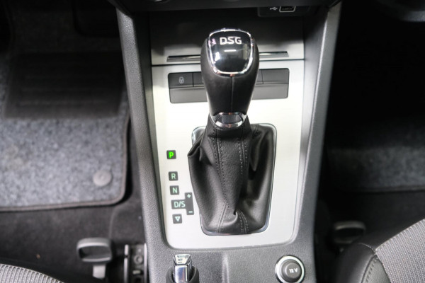 Škoda Octavia Combi 1.5 TSI Greentech Business Edition Automaat - N.A.P. Airco, Cruise, Navi, PDC.