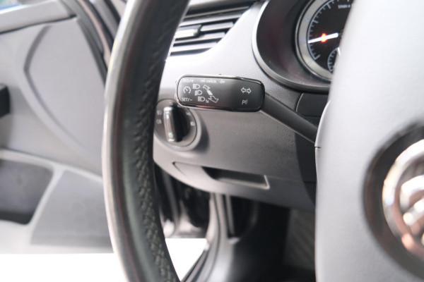 Škoda Octavia Combi 1.5 TSI Greentech Business Edition Automaat - N.A.P. Airco, Cruise, Navi, PDC.