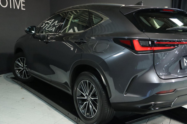 Lexus NX 350h / KEYLESS / ACC / CAMERA / CARPLAY