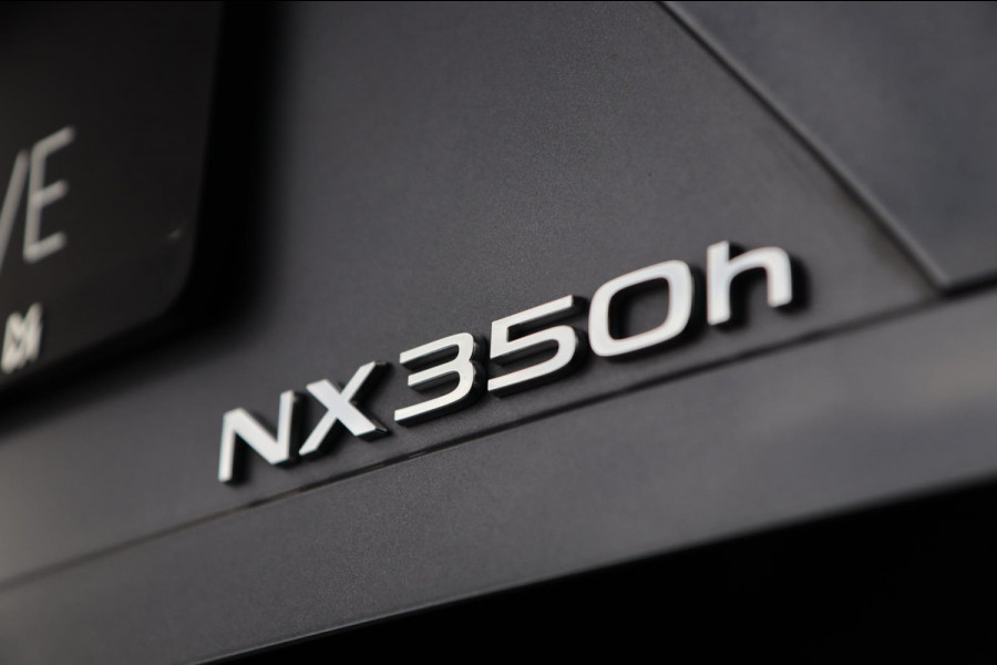 Lexus NX 350h / KEYLESS / ACC / CAMERA / CARPLAY