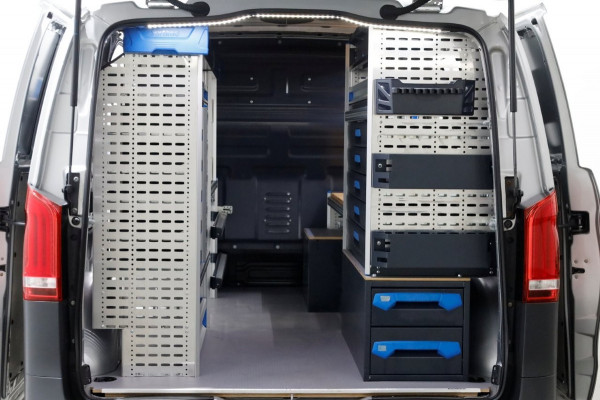 Mercedes-Benz Vito 114 CDI 136pk Compact 9G Automaat 2x Schuifdeur/LED/Camera/Inrichting 07-2022