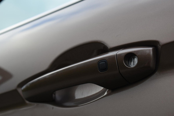 Mitsubishi Eclipse Cross 2.4 PHEV Prestige Lane ACC Camera Stuurvw