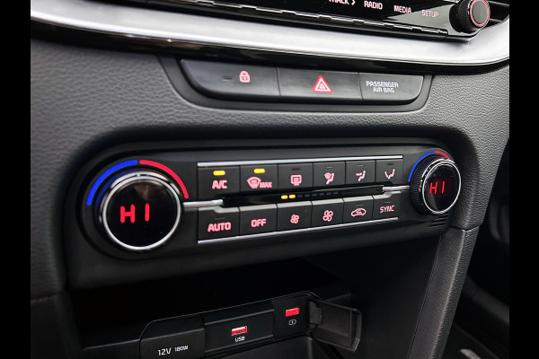 Kia Ceed Sportswagon 1.0 T-GDi GT-Line Edition (CAMERA, CARPLAY, PDC, CRUISE, LED, 1e EIGENAAR, GOED ONDERHOUDEN)