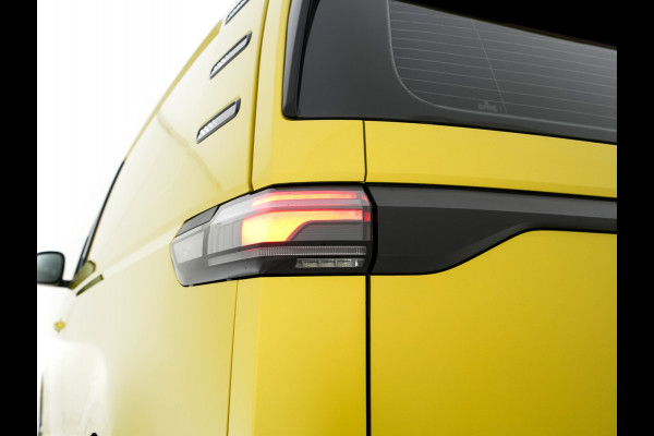 Volkswagen ID. Buzz Cargo 77 kWh [ 3-Fase ] {SOH-90%} *FULL-LED | ADAPTIVE-CRUISE | LANE-ASSIST | KEYLESS | DAB+ | CAMERA | DIGI-COCKPIT | NAVI-FULLMAP | HEATED-COMFORTSEATS | CCS-FASTLOADER | LANE-ASSIST | TOWBAR | 20"ALU*