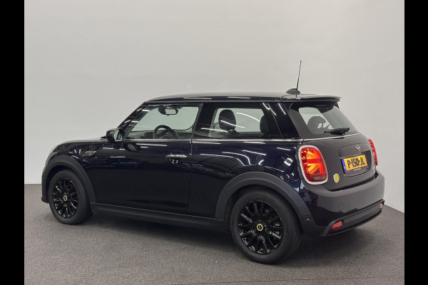 MINI Mini Electric Yours 33 kWh 136 pk Leder Harman/Kardon Navigatie Wireless Carplay Parkeersensoren VA Cruise Control Stoelverwarming Full Led Climate Control