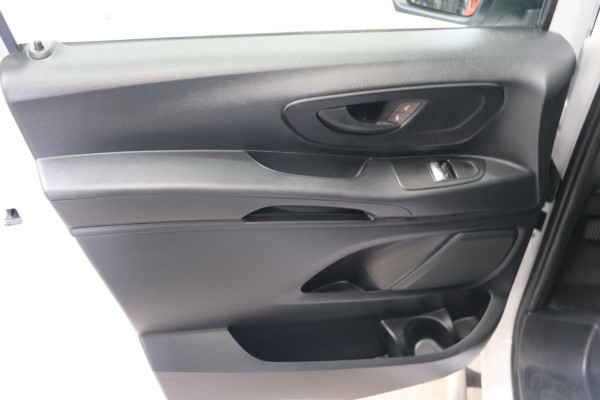 Mercedes-Benz Vito Tourer 110 CDI Base Extra Lang 9p > Export €17450,- Netto <