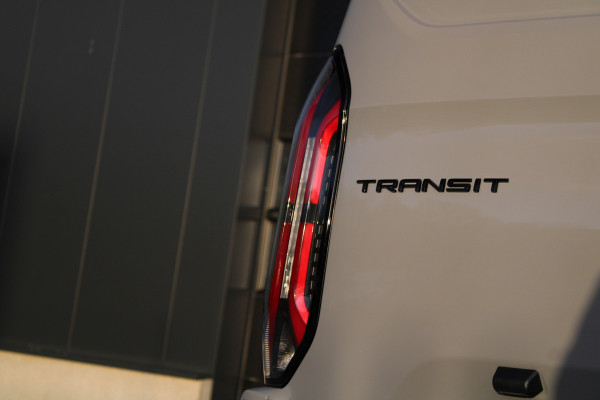 Ford Transit Custom 320 2.5 PHEV L1H1 Sport DC 232pk - 2x Schuif - 360 Camera - ACC - Keyless - Stoel/Stuurverwarming - Blindspot - Incl BPM - Rijkl