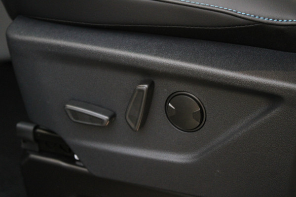 Ford Transit Custom 320 2.5 PHEV L1H1 Sport DC 232pk - 2x Schuif - 360 Camera - ACC - Keyless - Stoel/Stuurverwarming - Blindspot - Incl BPM - Rijkl