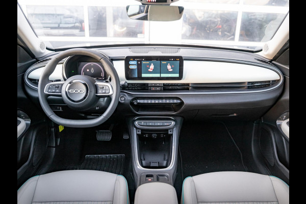Fiat 600 1.2 Hybrid La Prima | Automaat | PDC | Adapt. Cruise | Clima | Apple Carplay | Stoelverwarming | Keyless | BSM | 18" | Camera